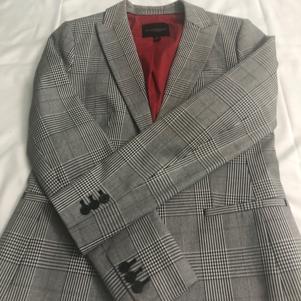 Banana Republic women’s blazer - Picture 13 of 14
